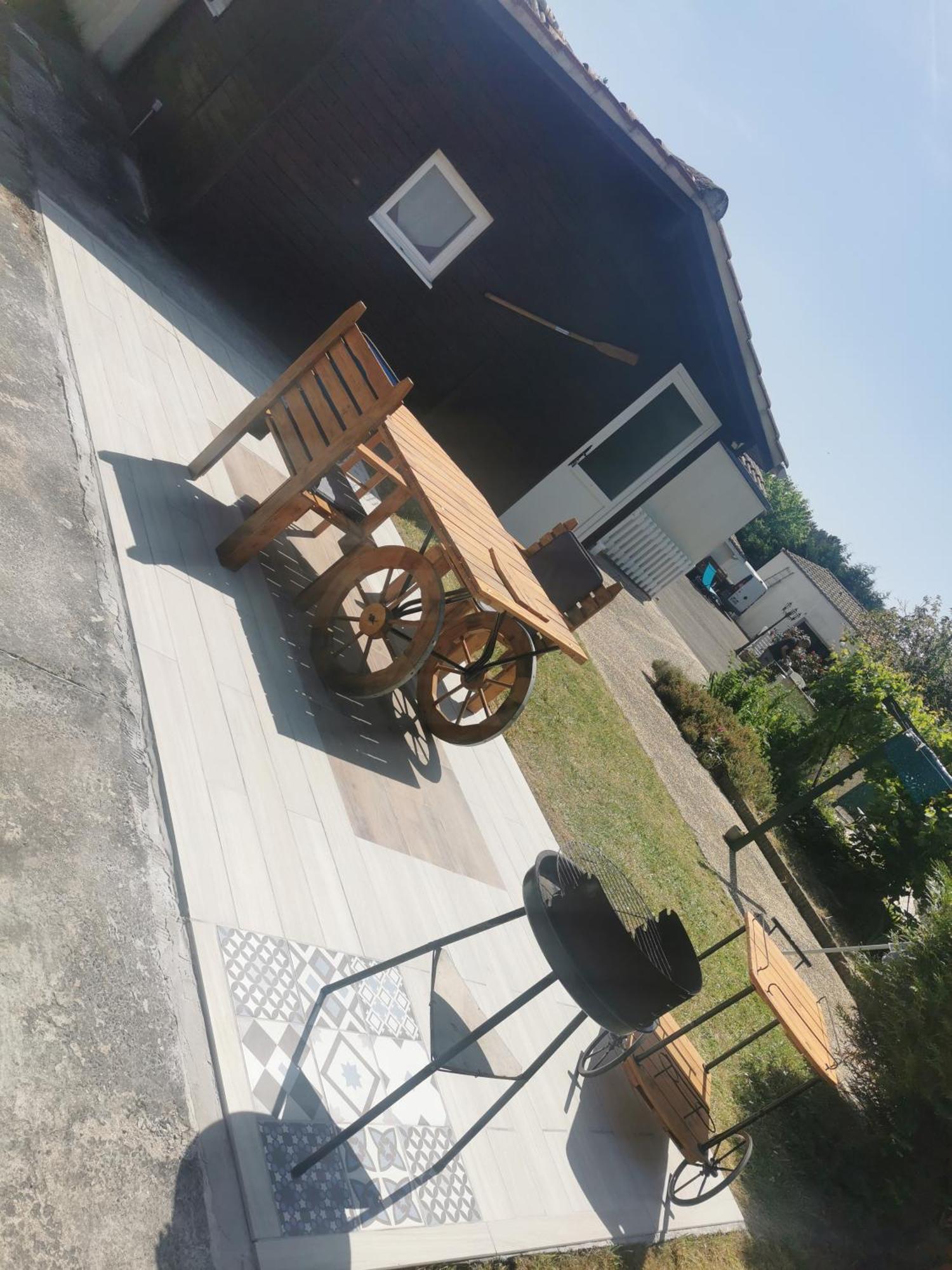 Comme A La Maison La Jonchere Exterior photo
